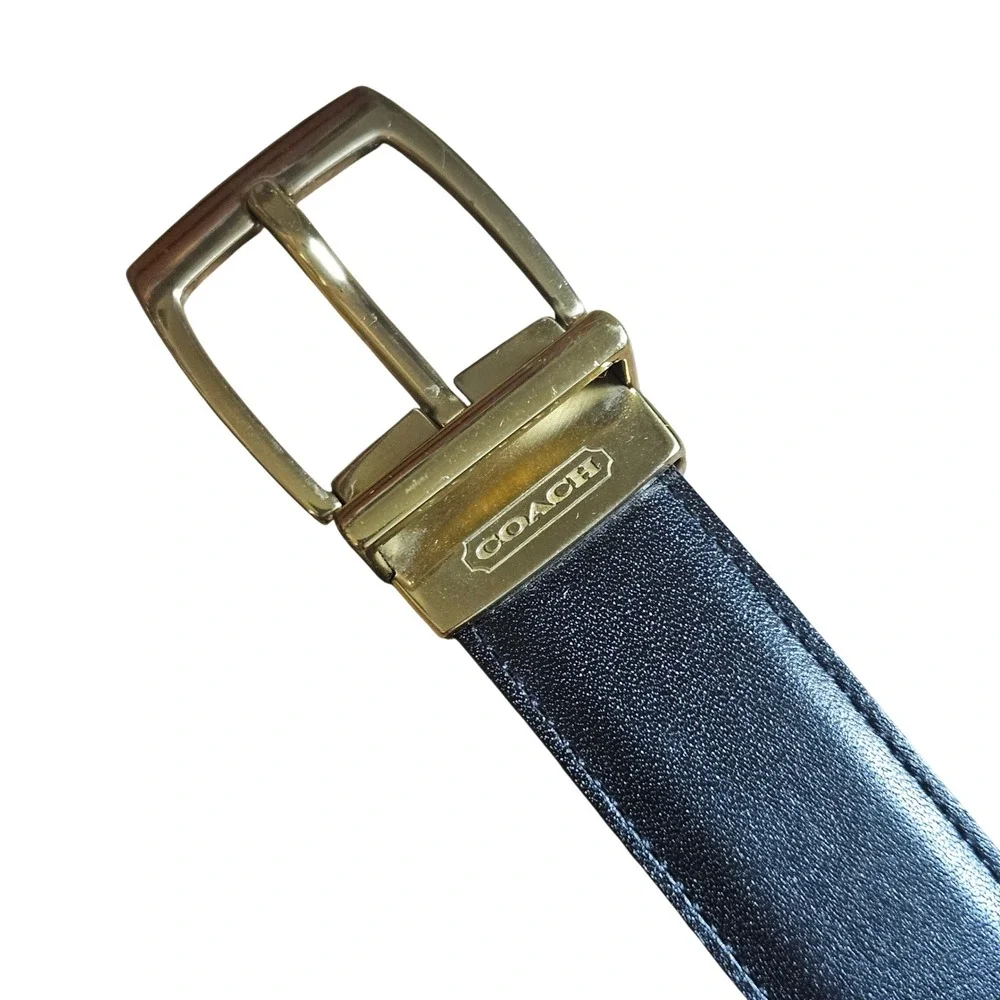 Coach Pebbled‎ Leather Belt Gold Buckle 38 Wardrobe Staple Minimalist Preppy